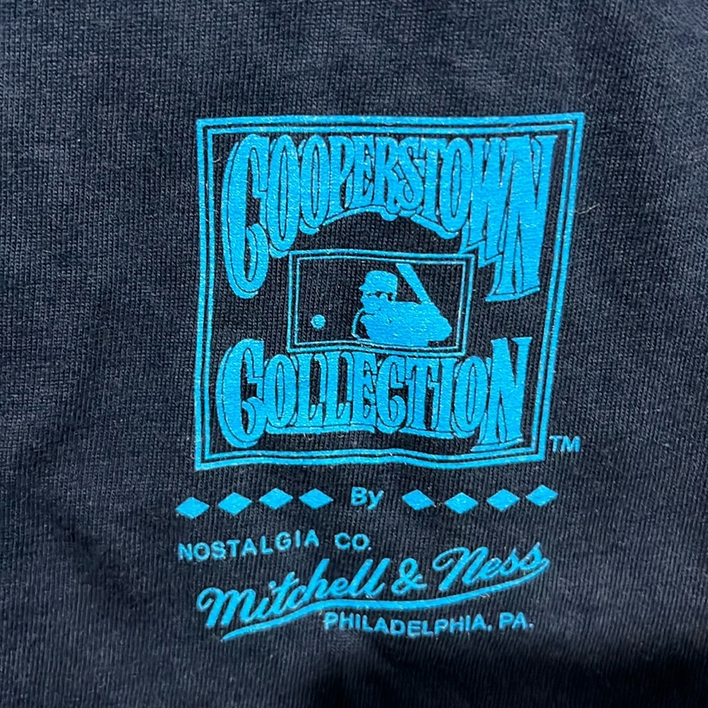 Mitchell & Ness Yankees World Series 1977 Champs graphic tee youth size 10/12 - Picture 3 of 5